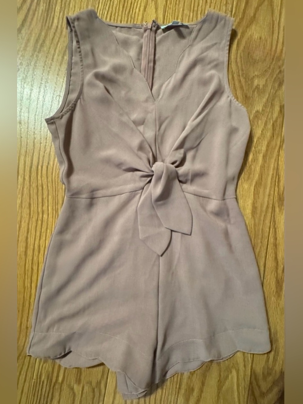 ❤️ She + Sky Medium Sleeveless Tie-Front Romper in Mauve (B10)